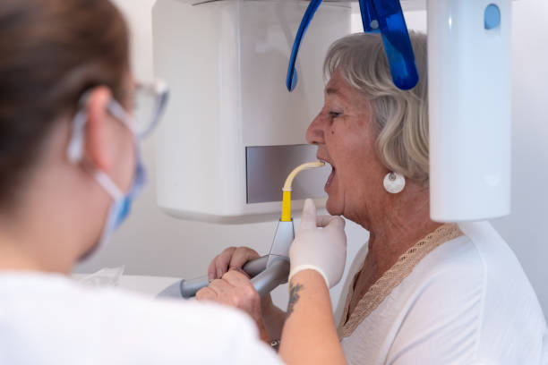 Best Emergency Dental Care for Broken or Chipped Teeth in Frostproof, FL